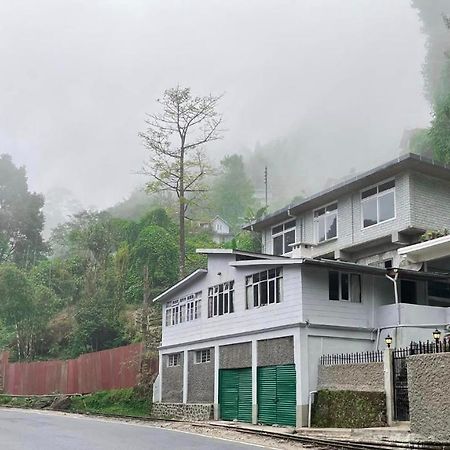 Williams Homestay Kurseong エクステリア 写真