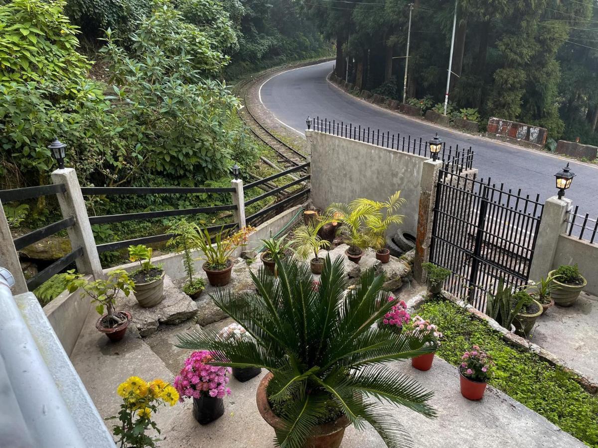 Williams Homestay Kurseong エクステリア 写真