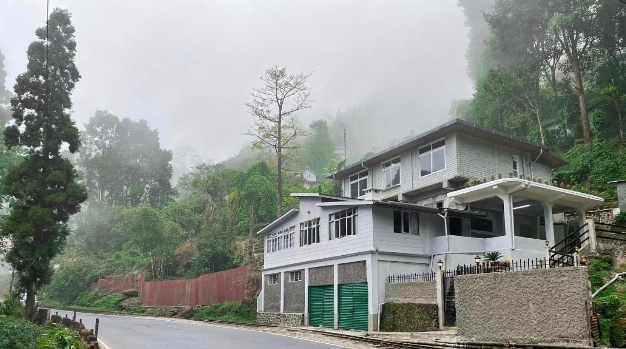 Williams Homestay Kurseong エクステリア 写真